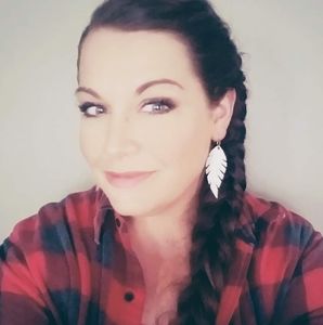 Meet your Posher, Rebekah